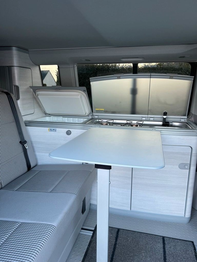 Vozidlo #10127 - Volkswagen T6 California Coast 2,0 TDI 4Motion BMT DSG Coast 13