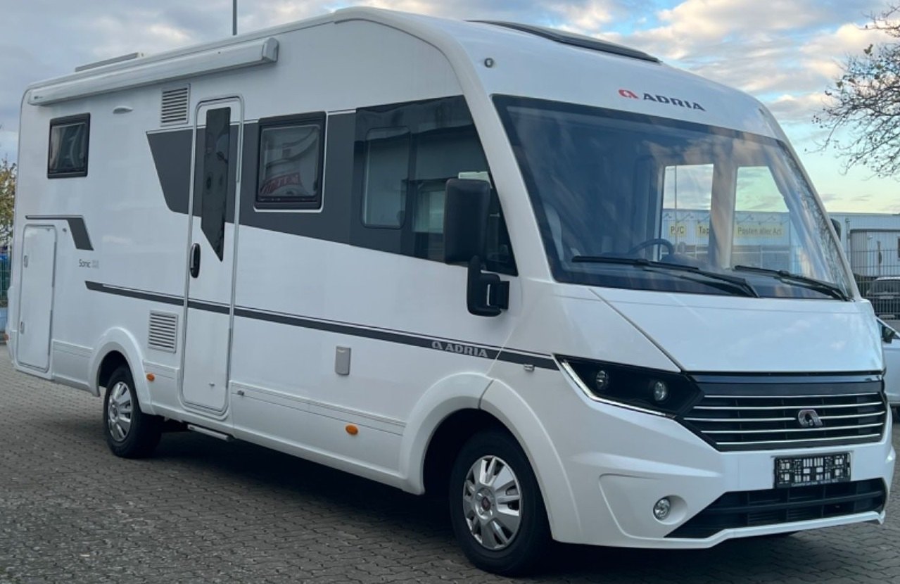 Adria Sonic 700DC AXESS