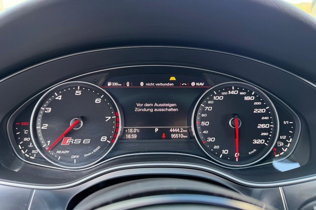Vozidlo #10146 - AUDI RS6 Avant Performance 4.0 TFSI V8 quattro Tiptronic 7