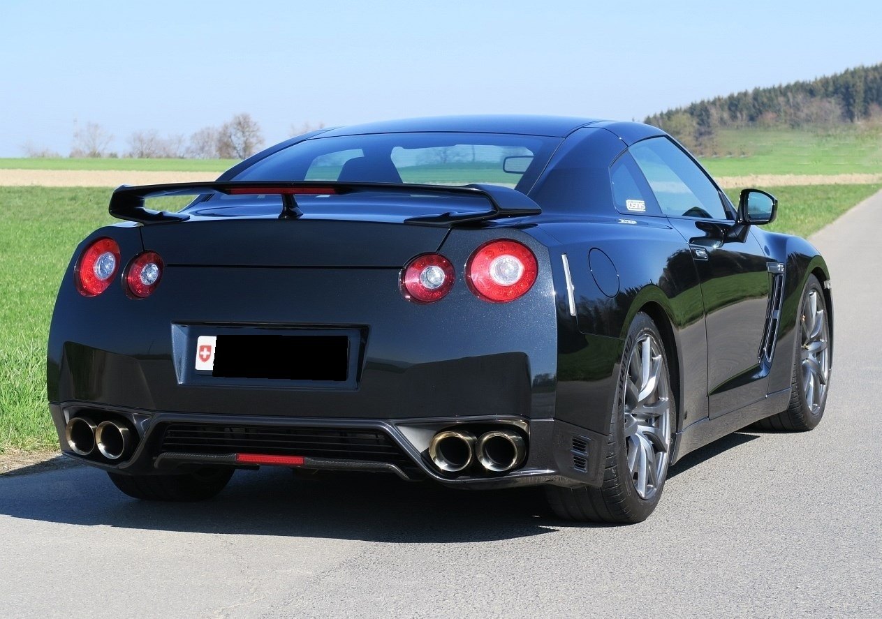 Vozidlo #10108 - NISSAN GT-R 3.8 V6 BiT Black Edition 4