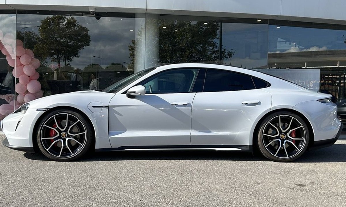 Fahrzeug #10163 - Porsche Taycan 4S plus+ 420 kW 7