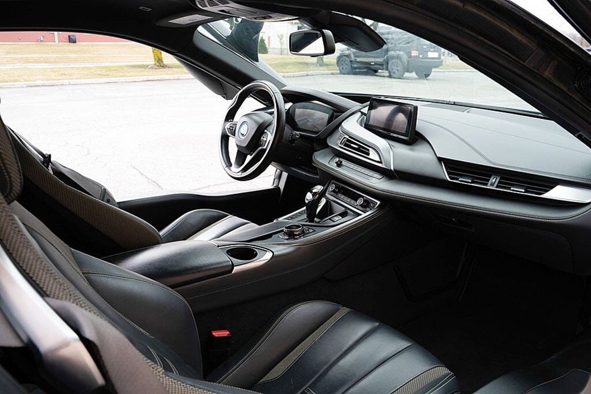 Fahrzeug #10165 - BMW i8 i8 5