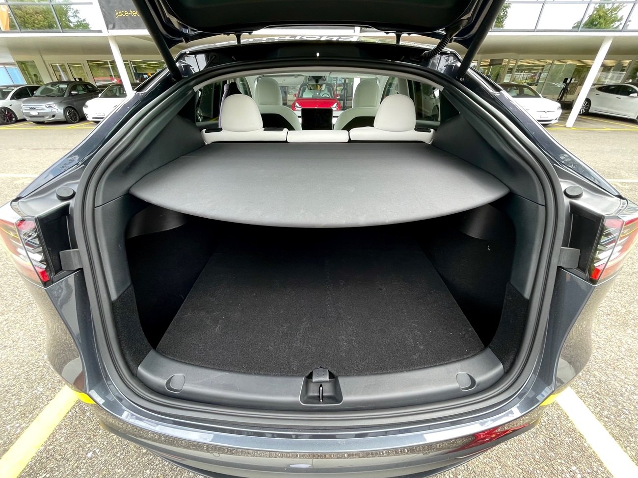 Vehicle #10106 - TESLA MODEL Y Long Range 2
