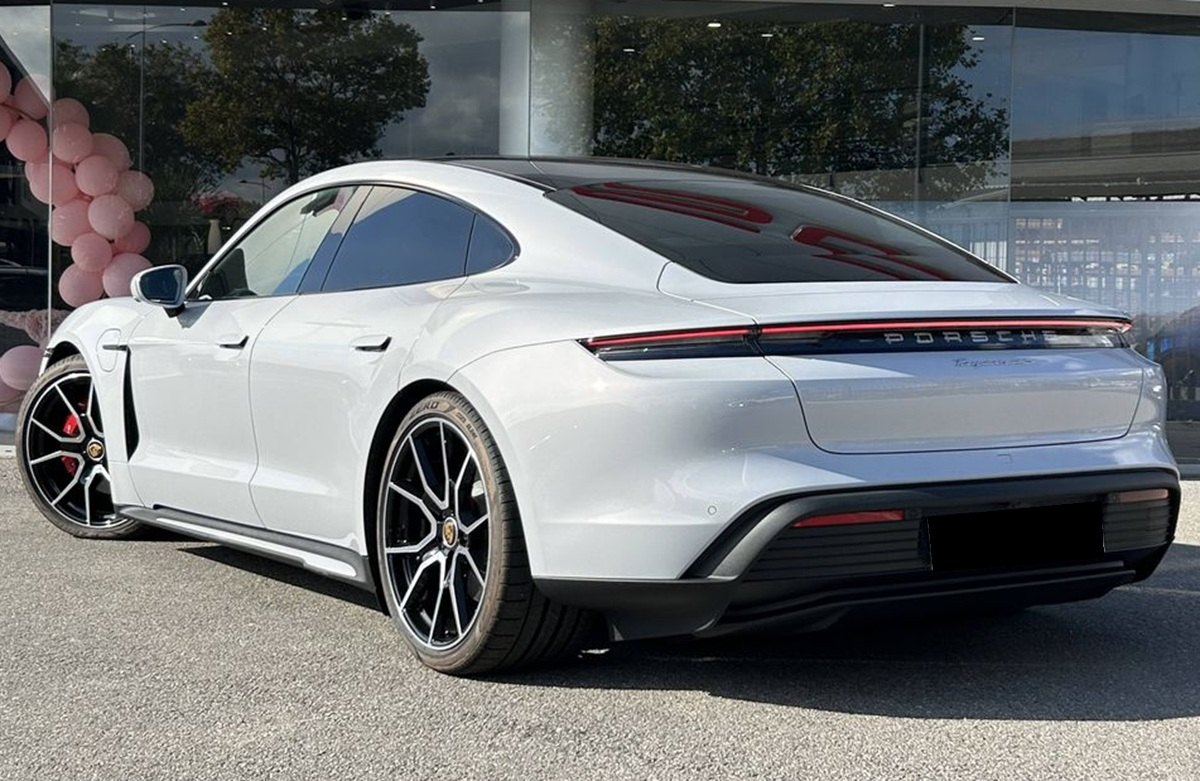 Vehicle #10163 - Porsche Taycan 4S plus+ 420 kW 6