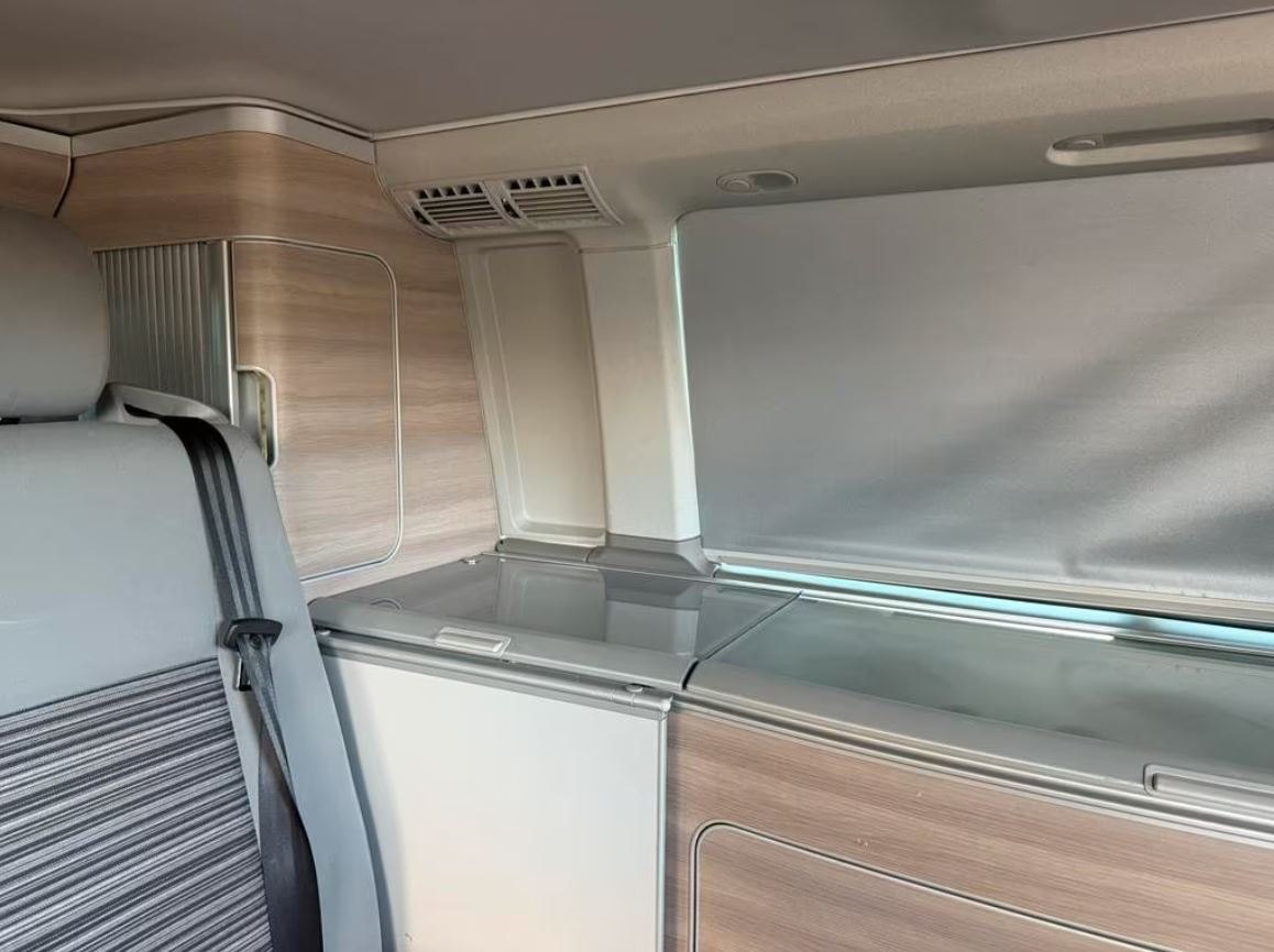 Vehicle #10176 - Volkswagen Transporter California 14