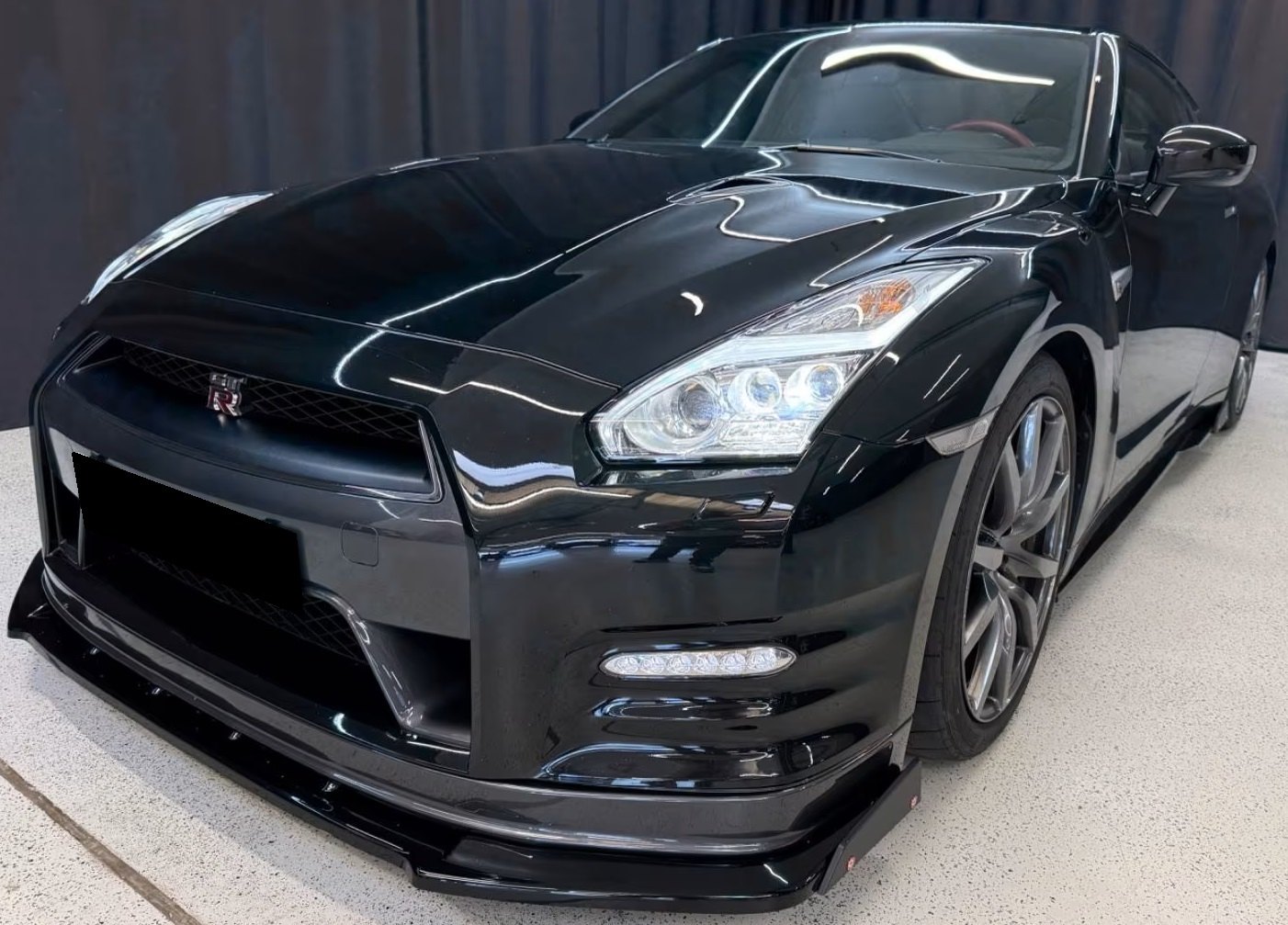 NISSAN GT-R 3.8 V6 Biturbo Black Edition