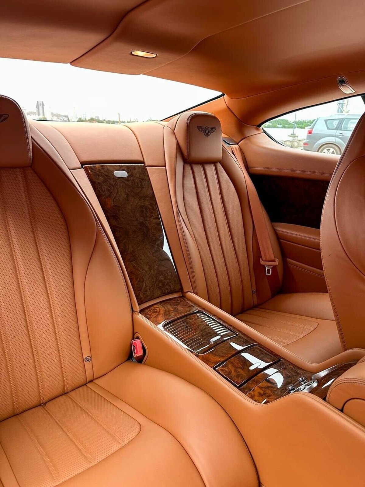Vehicule #10115 - Bentley Continental GT V8 9