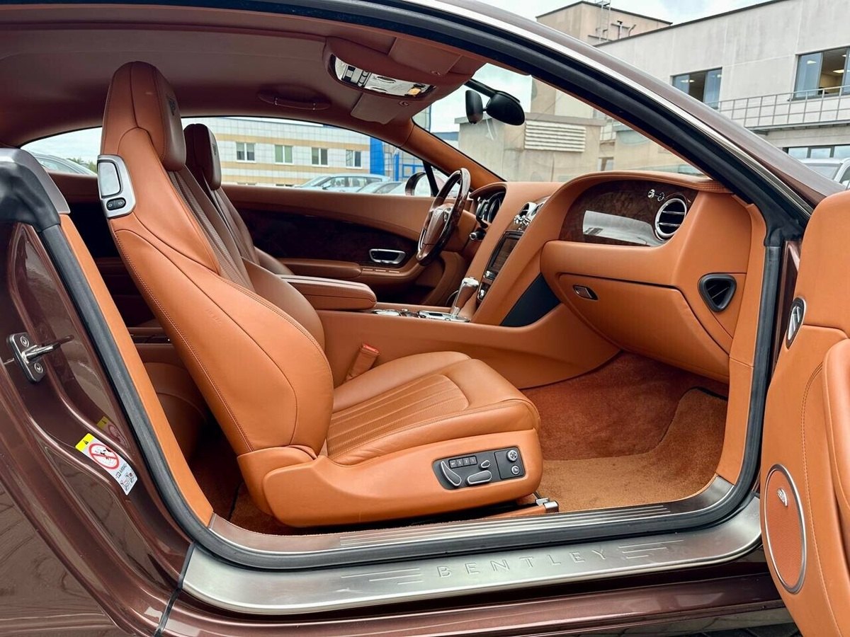 Vehicule #10115 - Bentley Continental GT V8 8
