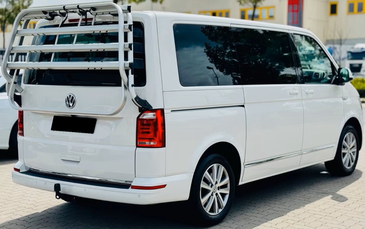 Vehicule #10132 - Volkswagen T6 Multivan Gen. Six 2,0 TDI 4Motion DSG 3