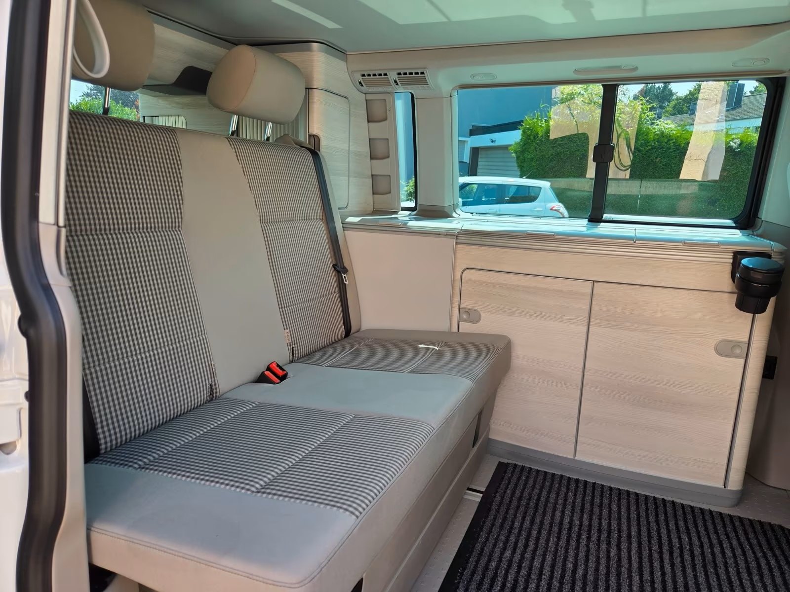 Veicolo #10130 - Volkswagen T6 California Coast Edition 4Motion 2