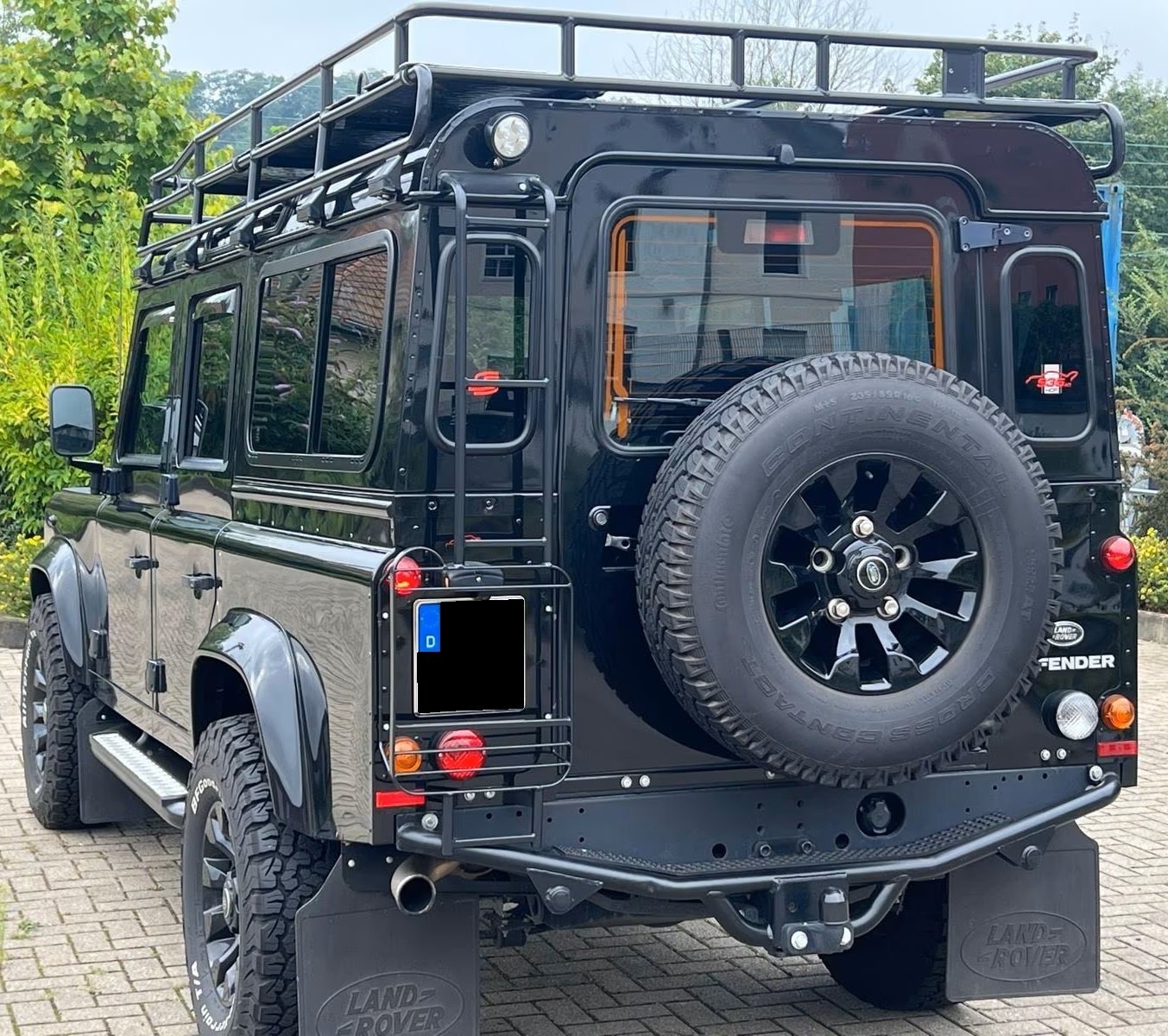 Voertuig #10107 - Land Rover Defender 110 7