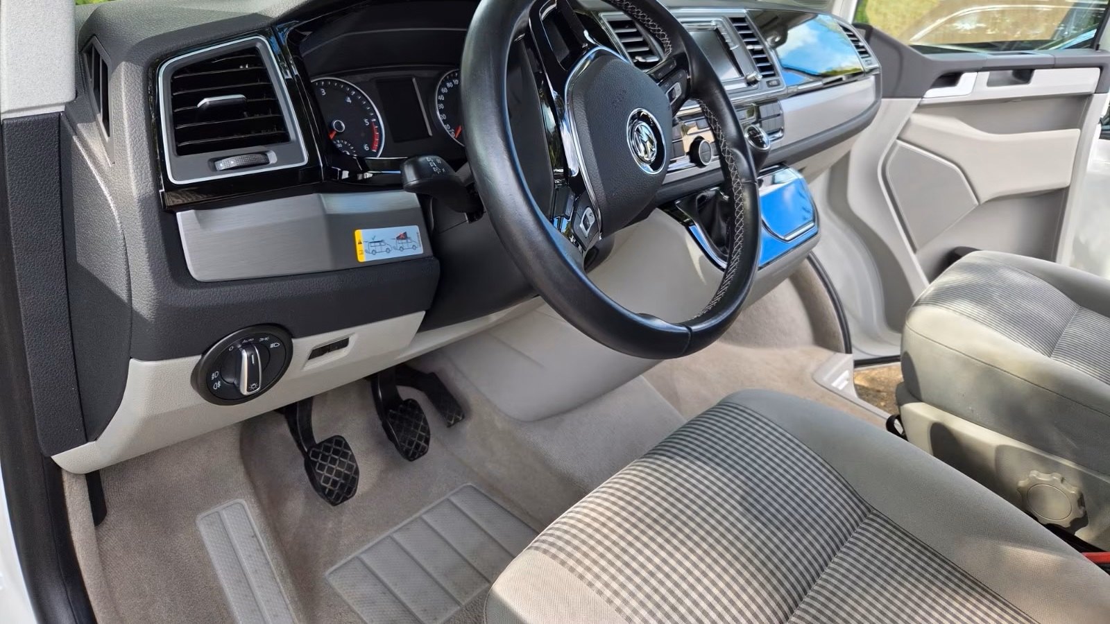 Pojazd #10130 - Volkswagen T6 California Coast Edition 4Motion 8