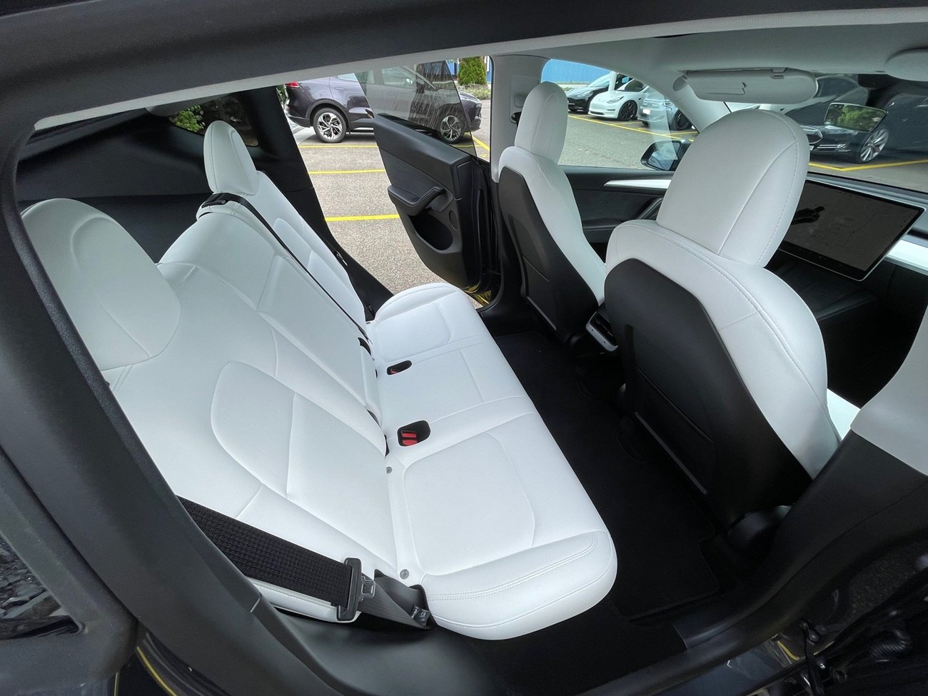 Pojazd #10106 - TESLA MODEL Y Long Range 3