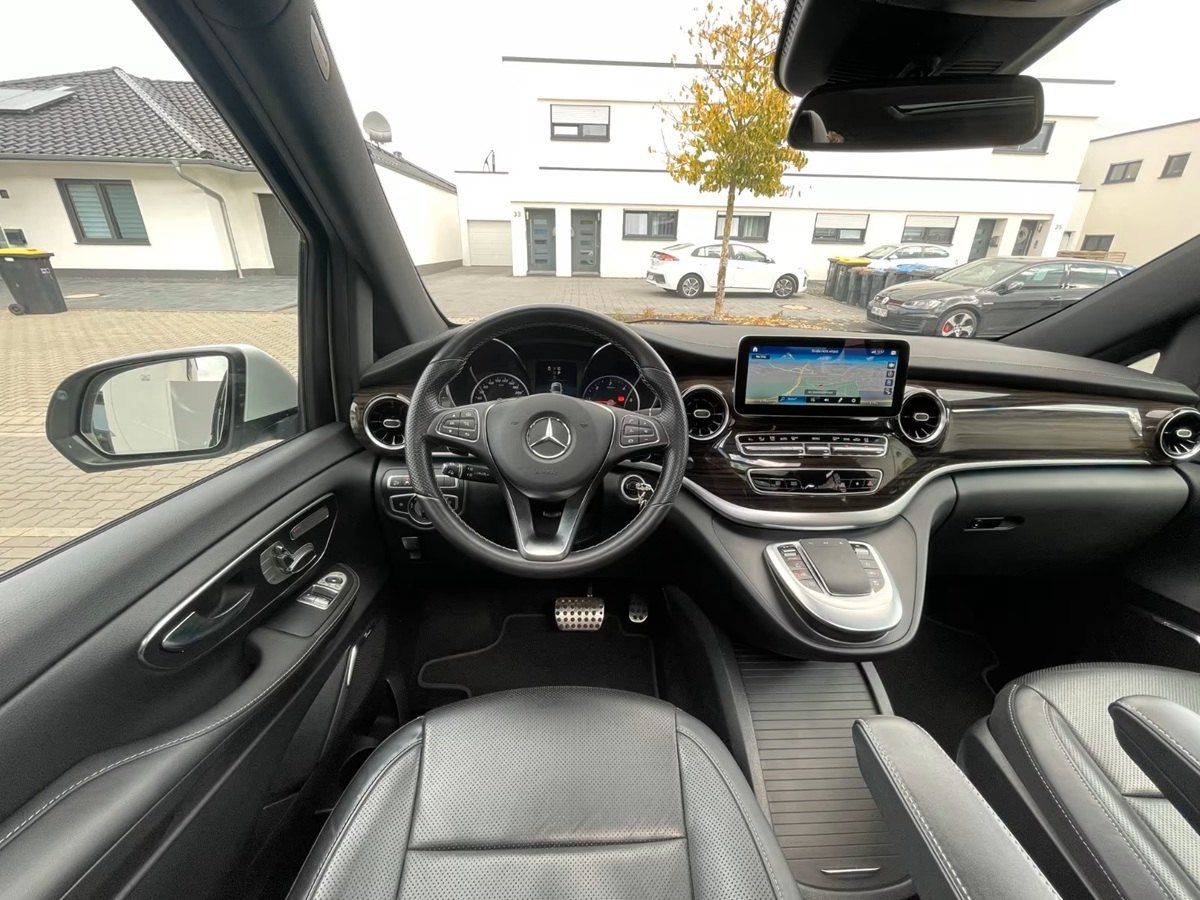 Pojazd #10166 - Mercedes-Benz V 250 V250 LANG 4MATIC AMG 7 sitze 11