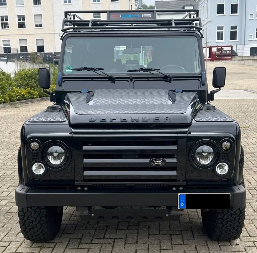 Pojazd #10107 - Land Rover Defender 110 5